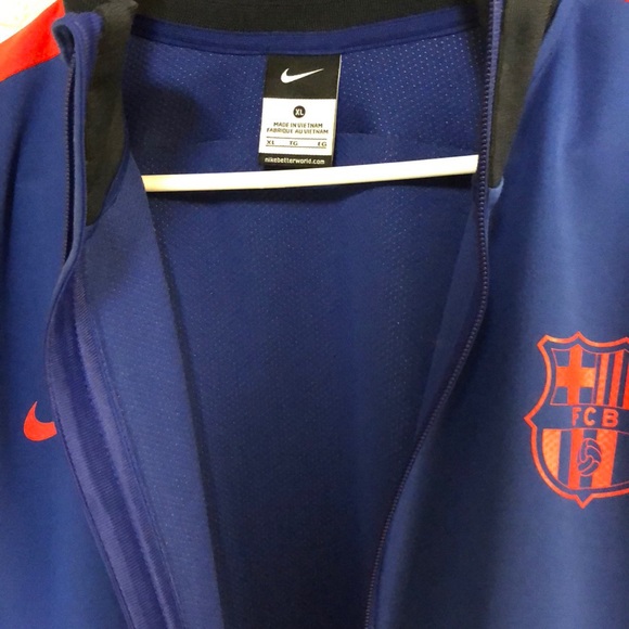 ⚽️Nike Barcelona (FCB) H20 Resistant Anthem Jacket - Picture 4 of 4